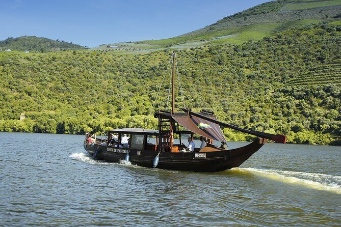 Authentic Small Group Douro Wine Tour with Lunch & River Cruise - Morning Pickup in Downtown Porto (and What to Watch For)