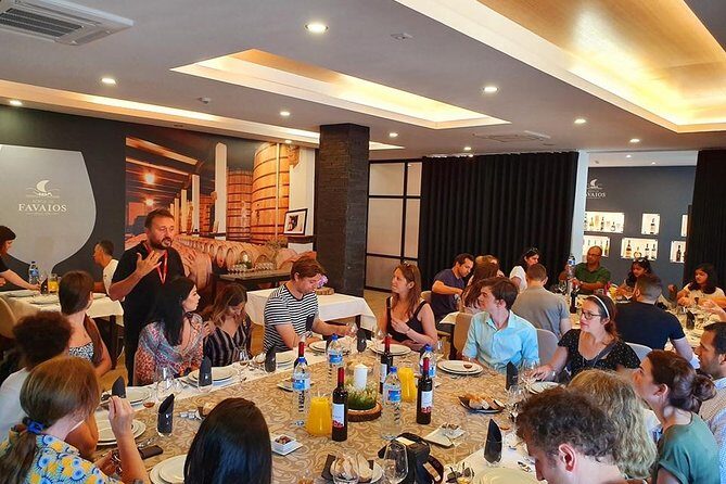 Complete Douro Valley Wine Tour with Lunch, Wine Tastings and River Cruise - Porto to Douro: pickup options, the drive, and what to listen for
