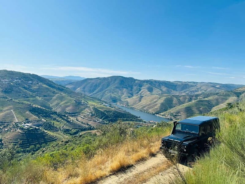 Douro offroad experience: visit to a winery and a picnic - Viewpoints first: photo stops that actually matter