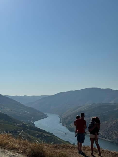 Douro offroad experience: visit to a winery and a picnic - Off-road plus wine plus lunch: who this tour suits best