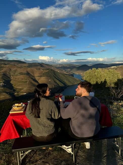 Douro offroad experience: visit to a winery and a picnic - What to bring and how to dress for comfort