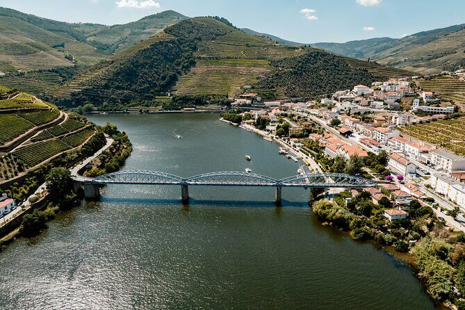 Douro River Cruise - Private River Cruise - Pinhão 1 Hour - Quick takeaways on this private Pinhão river cruise