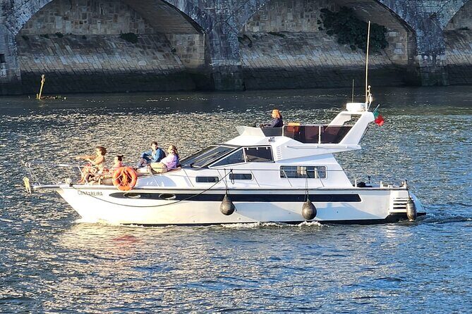 Douro River Tour - Cantareira and Foz do Douro: From River Life to Seaside Porto
