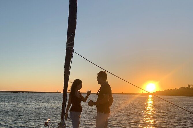 Douro Sunset Sailboat Experience in Porto - Onboard guide talk: Porto and Gaia with real story glue