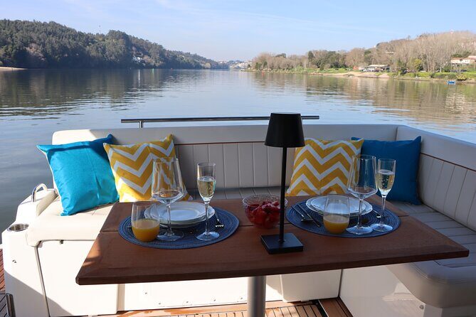 Douro Tour on a Private Yacht in Porto - Price and value: what $146.90 buys on the water