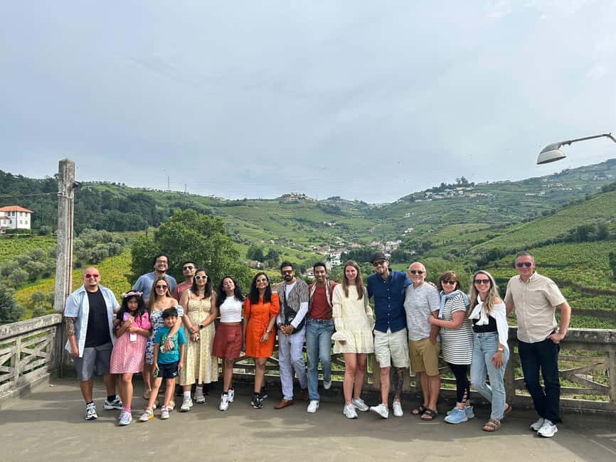 Douro valley: 10 km hike in the Valley - Vale de Mendiz to Pinhão: a 10 km vineyard-and-village trek
