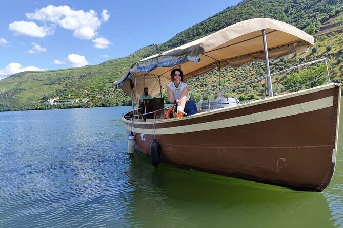 DOURO VALLEY & AMARANTE: Private Tour, Wine Tour and Cruise - From Porto at 8:30: How This Private Day Flows