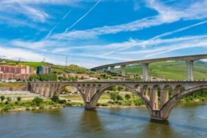Douro Valley and Régua Panoramic Cruise with Lunch from Porto - Timing and flow: What a 10-hour day really feels like