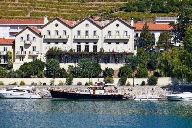 Douro Valley Cruise Porto to Pinhão: Breakfast, Lunch and Tasting - Price and value: is $135.16 a good deal?