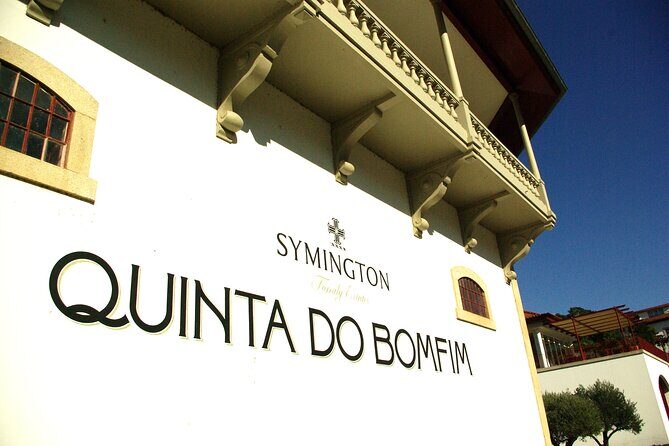 Douro Valley: From Casal de Loivos to Pinhão Walk and Wine Tour - Wine tasting without the rush: what you get and what’s optional