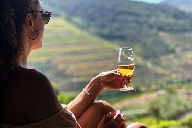 Douro Valley Full Day Tour with River Cruise and Wine Tastings - Lunch in Sabrosa: where the day turns from tasting to full meal