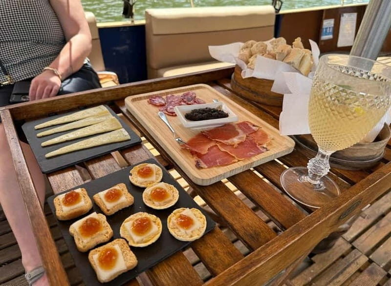 DOURO VALLEY: Premium Wine Tour, Winery Lunch & Private Boat - Getting out of Porto: where the day starts and how it feels