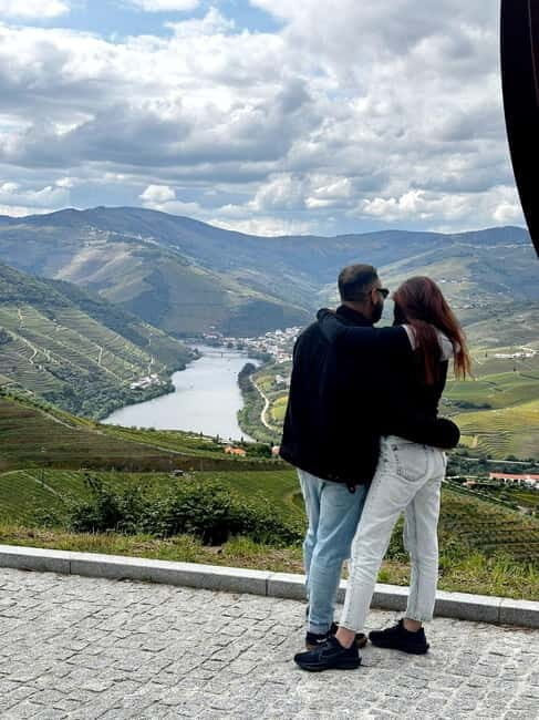 DOURO VALLEY: Premium Wine Tour, Winery Lunch & Private Boat - Douro Valley lunch at a family farm: open fire, old kitchen, and good wine