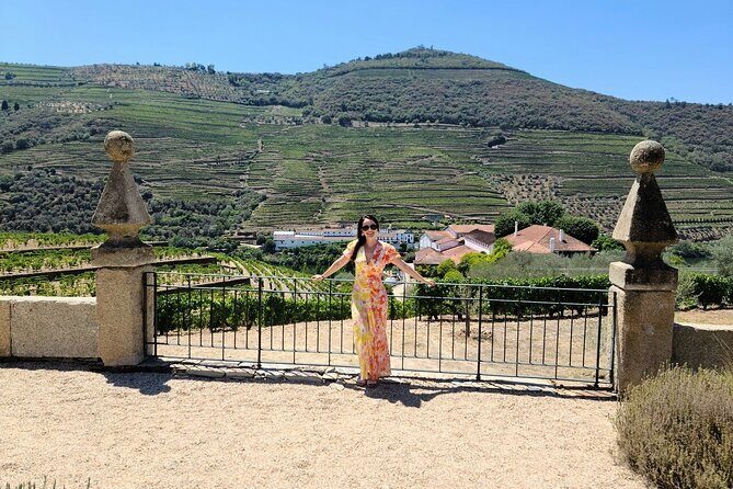 Douro Valley-Private Experience-Specialized Guide, Lunch, Boat,wineries,tastings - Two wineries, Port and table wine tastings that build
