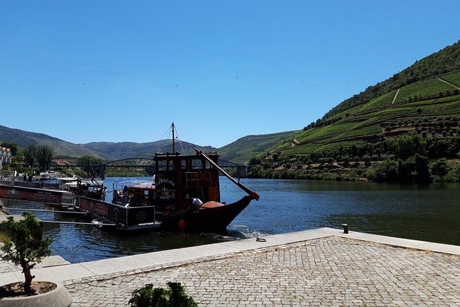 Douro Valley Private Premium Tour with Wine Tasting (1 to 4 people) - The 9:00 am start: when your day feels relaxed instead of rushed