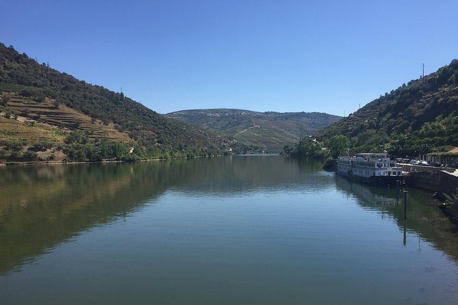 Douro Valley Private Tour from Oporto - Pinhão Railway Station: why an old station matters for Port wine