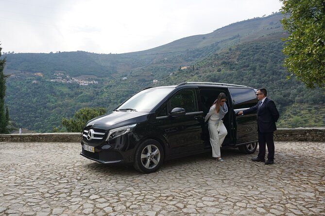 Douro Valley private tour with wine tasting and boat tour - Amarante’s São Gonçalo Church: Art Details and Free Time