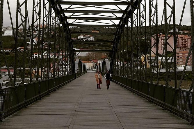 Douro Valley Private Wine and Food Tour From Porto - Quinta do Seixo (Sandeman): Your First Guided Wine Stop