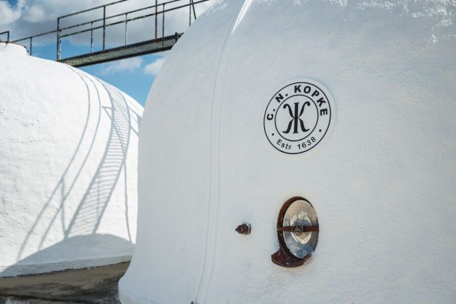 Douro Valley: Quinta de S. Luiz Winery Tour and Tasting - Quinta de São Luiz: Port history meets a working winery stop