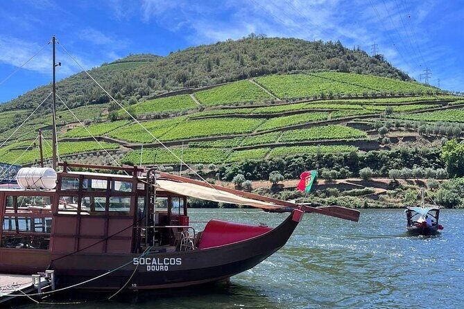 Douro Valley Tour - 3 Wine tastings, Lunch & river Cruise - Porto Pickup to Régua Coffee Break and the 19th-Century Bridge