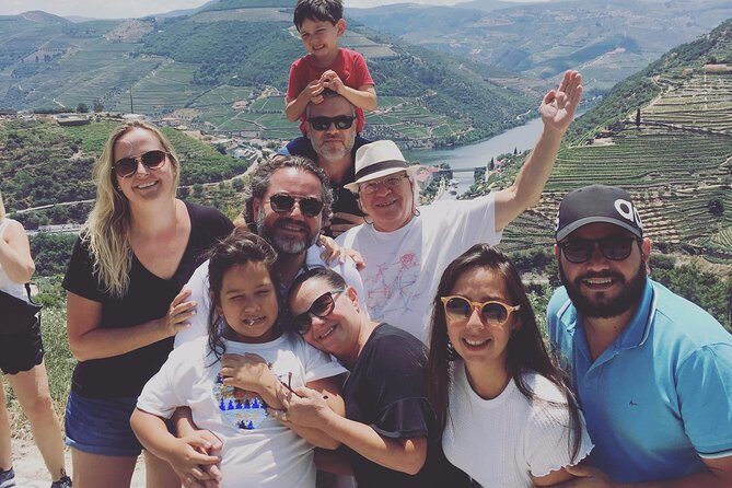 Douro Valley Tour: Wine Tasting, Cruise and Lunch from Porto - Porto to the Douro: what the day is really like