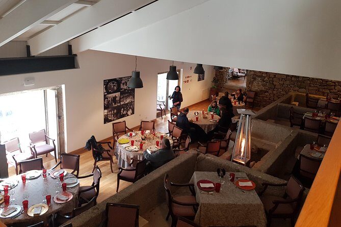 Douro Valley Wine Tour: 3 Vineyard Visits, Wine Tastings, Lunch - Folgosa winery stop: centuries-old estate and Port sampling