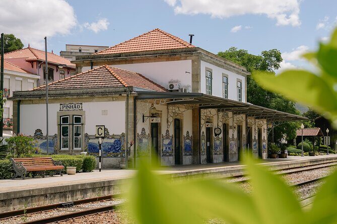 Douro Valley Wine Tour Private Group, 1h Cruise, Lunch from Porto - Amarante break: a quick pause with real charm