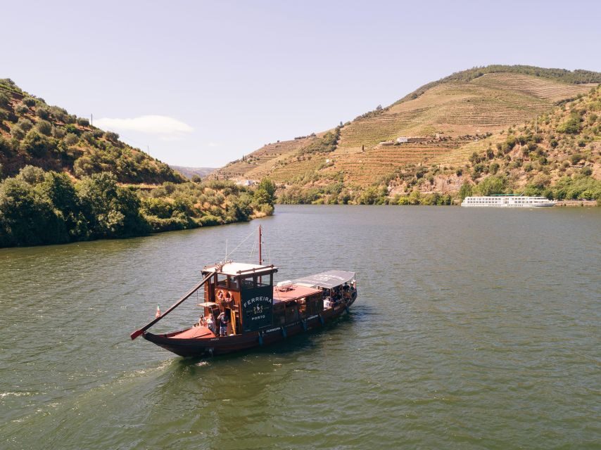 From Pinhão: Douro Valley Rabelo Boat Tour with Audio Guide - The Route You’ll Feel: Quintas, Vine Terraces, and That Long-View Quiet