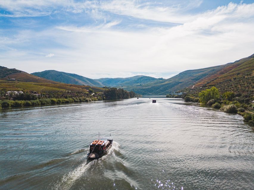 From Pinhão: Douro Valley Rabelo Boat Tour with Audio Guide - Ventozelo Hotel & Quinta: Where Vineyard Life Feels Real