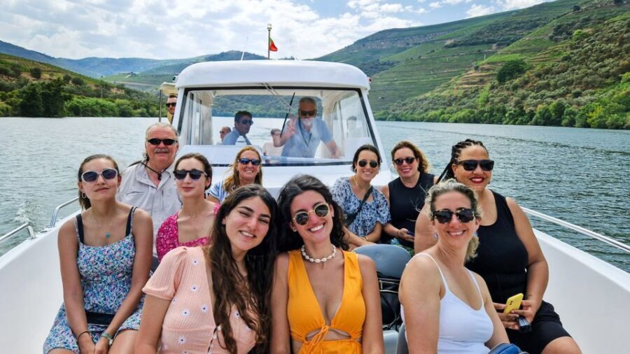 From Porto: Douro Valley w/ Boat Tour, Wine Tasting & Lunch - Pinhão and the 1-Hour Boat Cruise: The Day’s Slow Breath