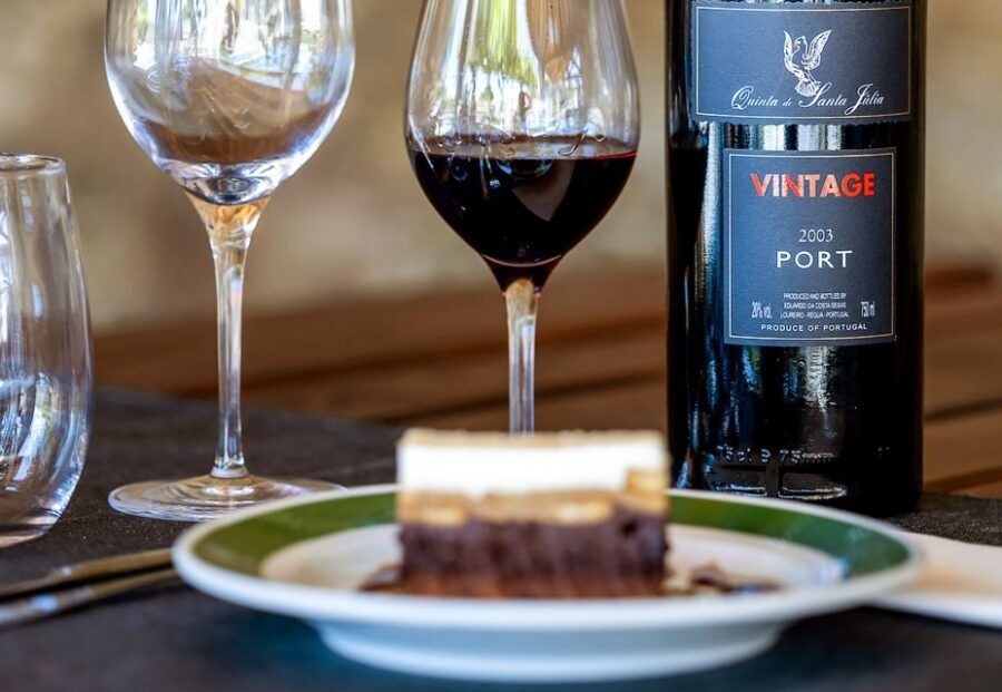 From Porto: Douro Valley w/ Boat Tour, Wine Tasting & Lunch - Second Stop in Pinhão: More Tastings, Plus Olive Oil