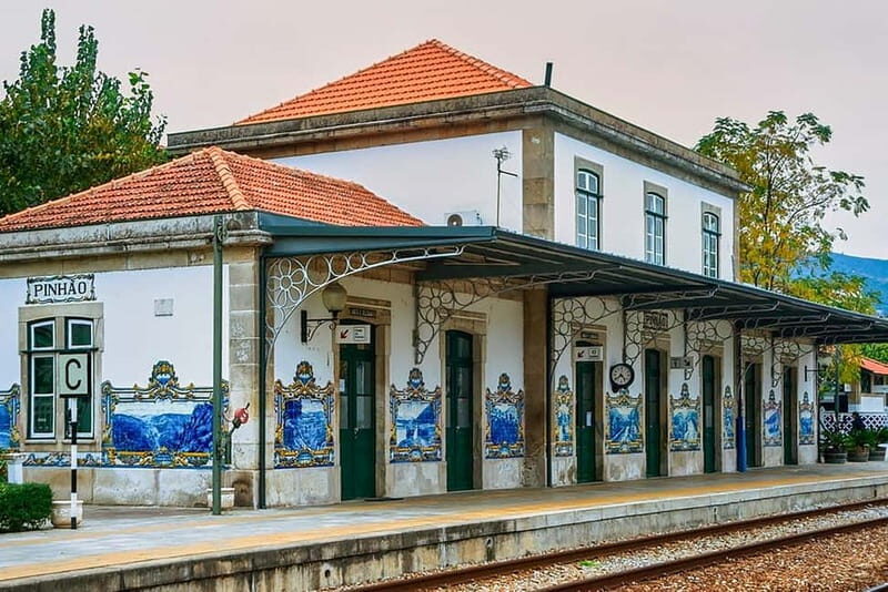 From Porto: Douro Valley with Wineries, Lunch and Boat Trip - Should you book this Douro Valley with Wineries, Lunch and Boat Trip?