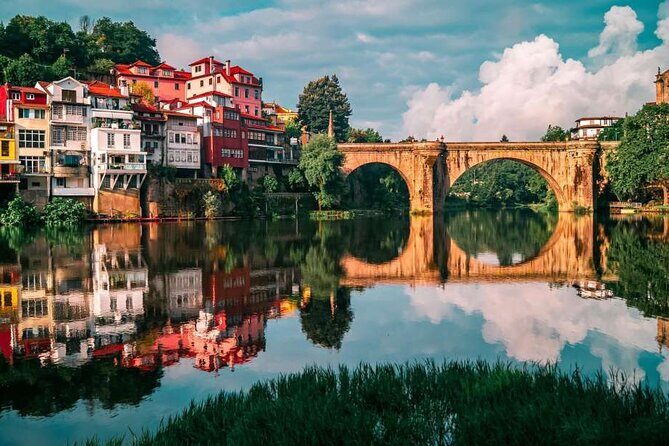 Full day Tour to Douro Valley from Porto - Peso da Régua: Port Wine Capital Energy and a Museum Option
