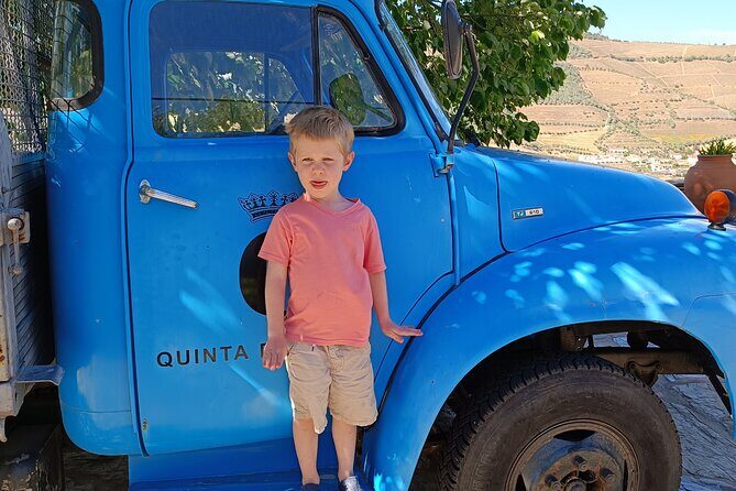 Lunch and Wine Tasting in the Douro Valley Region - Timing and pacing: what an 8-hour day really means