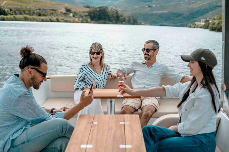 Pinhão: Douro River Solar Boat Tour with Wine Tasting - What to bring and how to time your day in Pinhão