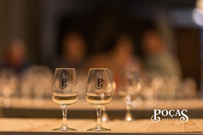 Poças Guided Visit and Wine Tasting of 2 DOC Douro & 1 Port Wine - The Tasting Order: DOC Douro White Trava Linguas and Reserve Red