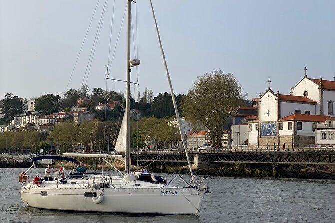Port : Douro River Cruise (2 h) – Wine & Scenic Views - Where the Douro Meets the Atlantic: Lighthouses, Ocean Air, and an Optional Bonus
