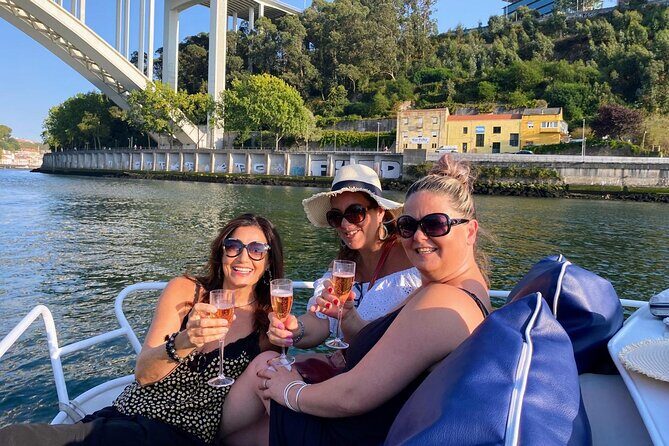 Port : Private Cruise in the Douro — 6 Bridges & Sunsets - What a 2-hour Douro cruise gives you that walking never will