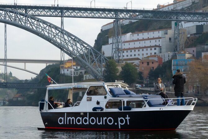 Port : Private Cruise in the Douro — 6 Bridges & Sunsets - Who this Douro cruise suits best