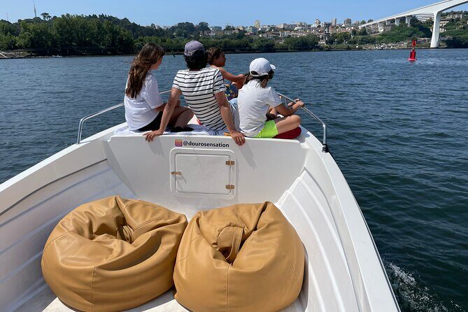 Porto: 2h Private Tour (1 to 6 people) on the Douro River with a local - Timing Tip: Choose Late Afternoon for Sunset Light