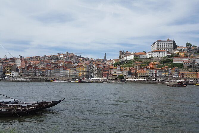 Porto: 2h Private Tour (1 to 6 people) on the Douro River with a local - Value for Money: What You’re Paying (and What You’re Not)