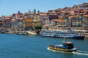 Porto: 50-Minutes Rabelo Boat Cruise on the Douro River - Meeting at Cais de Embarque Near Restaurante Bacalhoeiro