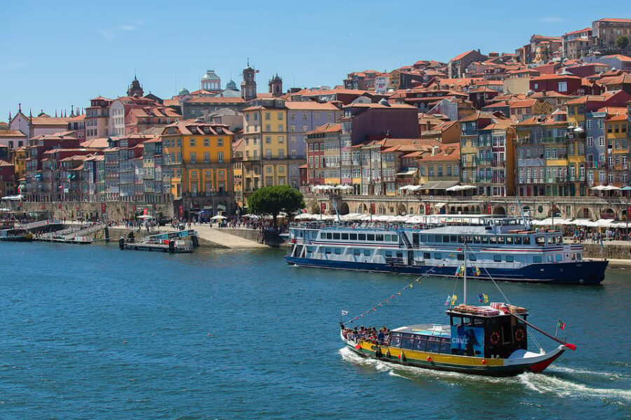Porto: 50-Minutes Rabelo Boat Cruise on the Douro River - Meeting at Cais de Embarque Near Restaurante Bacalhoeiro