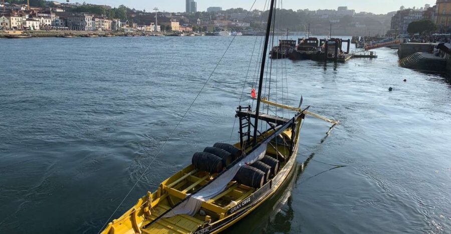 Porto and Gaia: Walking Tour of Douro's Two Riversides - Two Rivers, One Afternoon: How This Porto-to-Gaia Walk Works