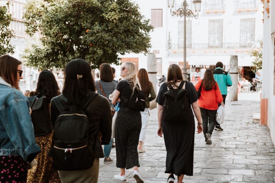 Porto and Gaia: Walking Tour of Douro's Two Riversides - Crossing the Douro on Foot: The Part That Changes Your Perspective