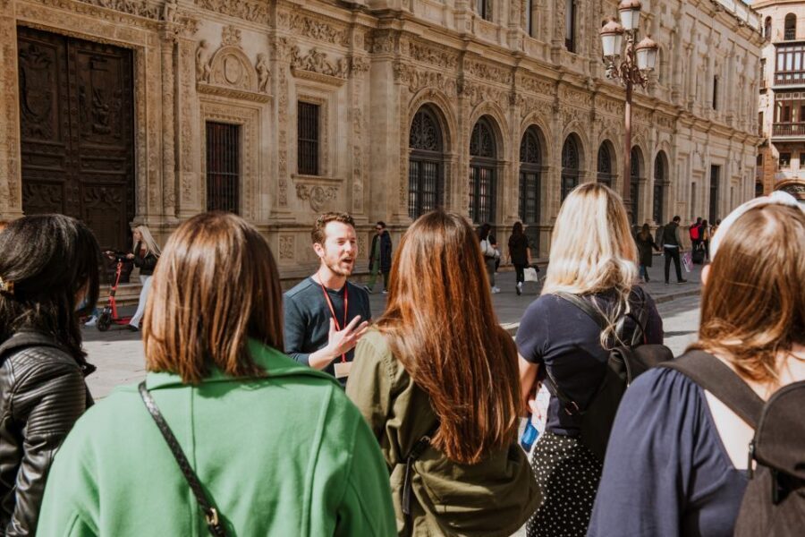 Porto and Gaia: Walking Tour of Douro's Two Riversides - Where You Meet: Starting at Jardim do Infante Dom Henrique