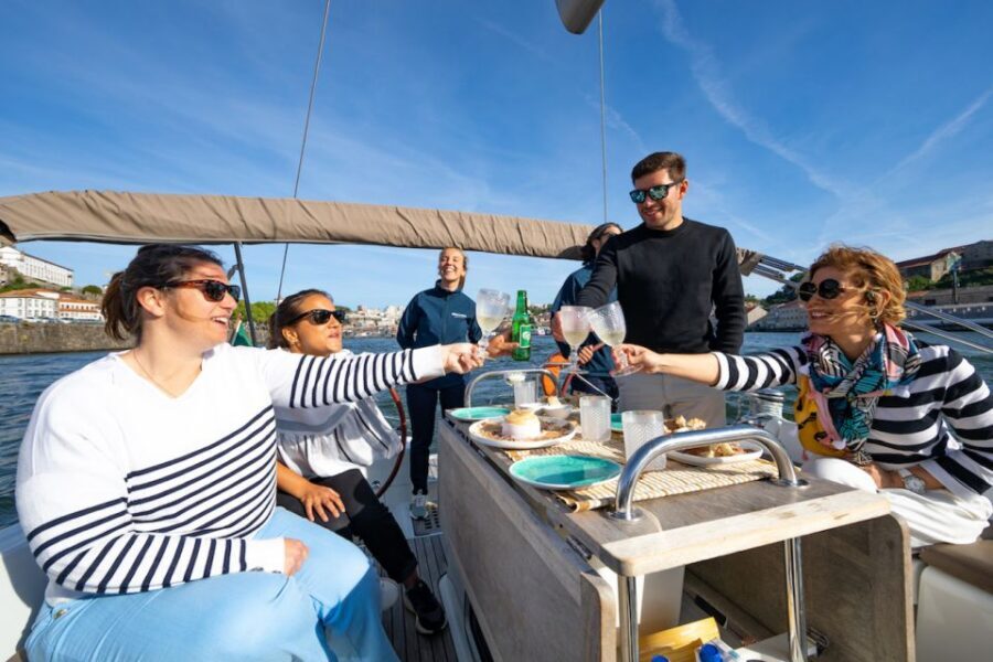 Porto: Daytime or Sunset Douro River Sightseeing Cruise - What you’re getting beyond the view: the guide effect