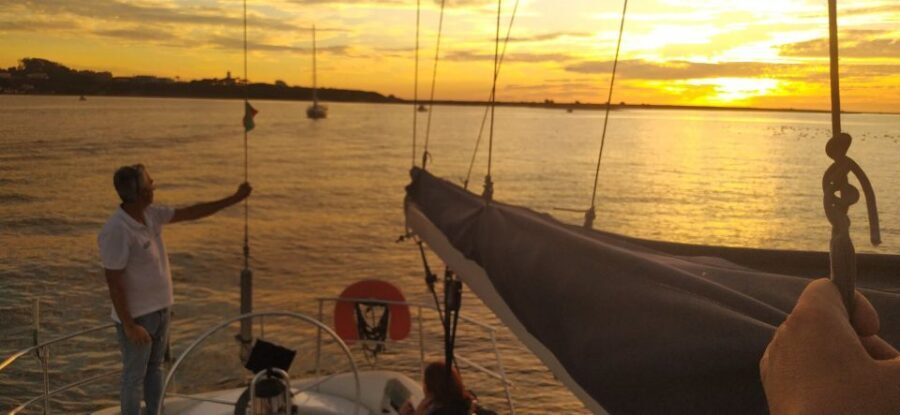 Porto Douro river boat tour or Amazing Sunset - Key things to know before you board