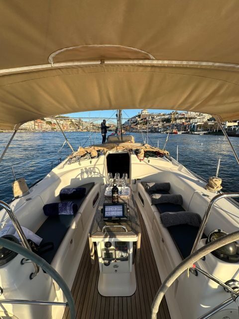 Porto: Douro river Boat tour with wine tasting (small group) - Price and value: why $49 feels reasonable here