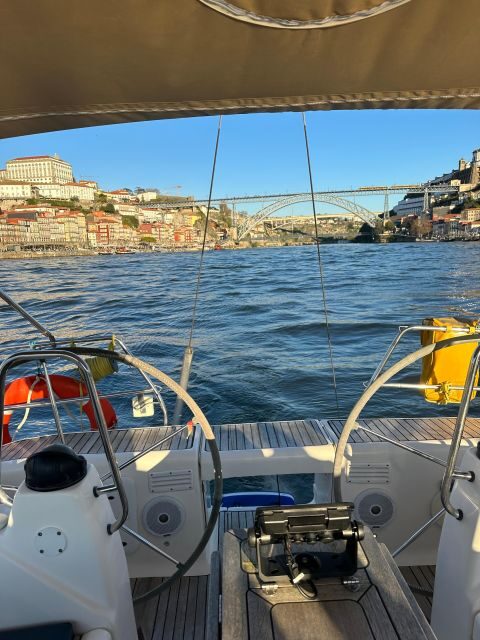 Porto: Douro river Boat tour with wine tasting (small group) - Who this tour suits best